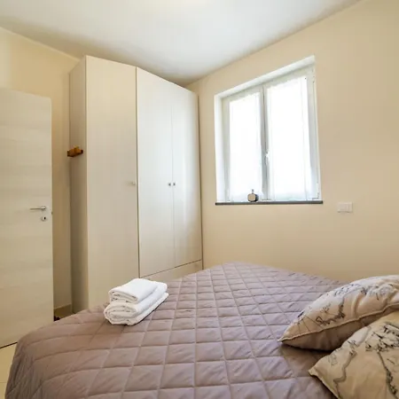 Sirio Mit Gemeinschaftspool Und 200 M Vom Entfernt By Interhome Apartment Borghetto Santo Spirito
