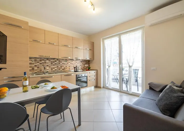 Sirio Mit Gemeinschaftspool Und 200 M Vom Entfernt By Interhome Lejlighed Borghetto Santo Spirito