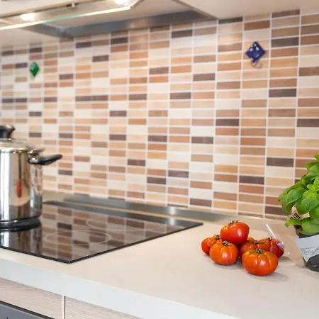 Sirio Mit Gemeinschaftspool Und 200 M Vom Entfernt By Interhome