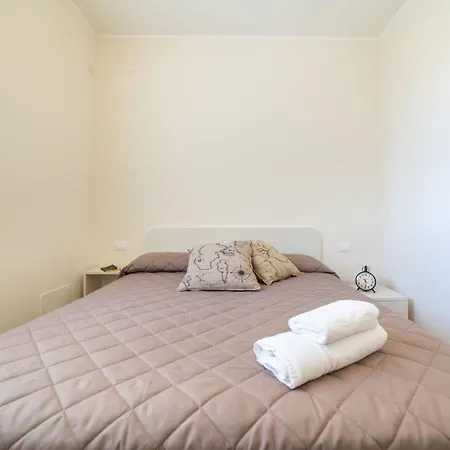 Sirio Mit Gemeinschaftspool Und 200 M Vom Entfernt By Interhome Apartamento